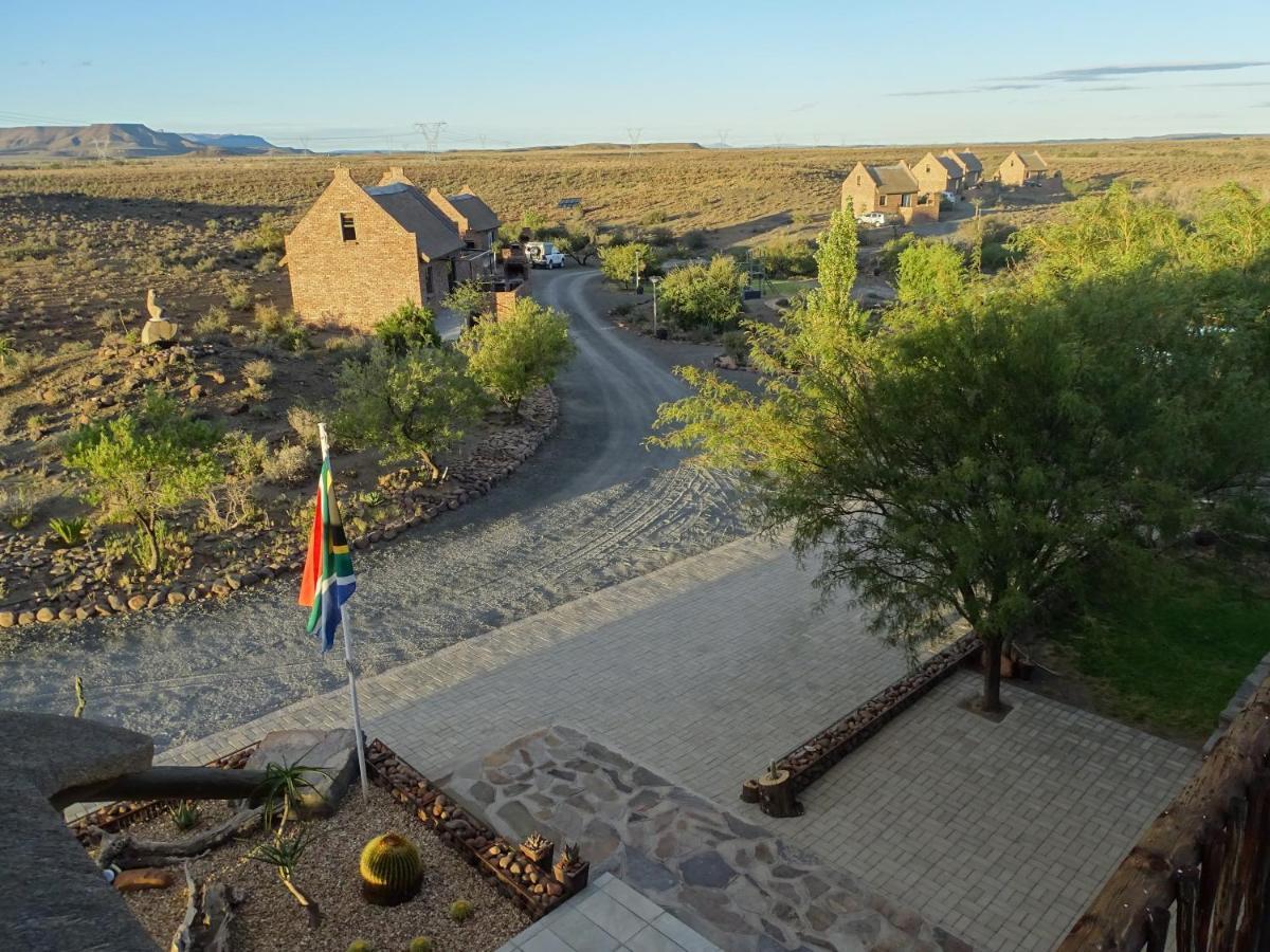 Teri-Lemveli Lodge Beaufort West Exterior photo